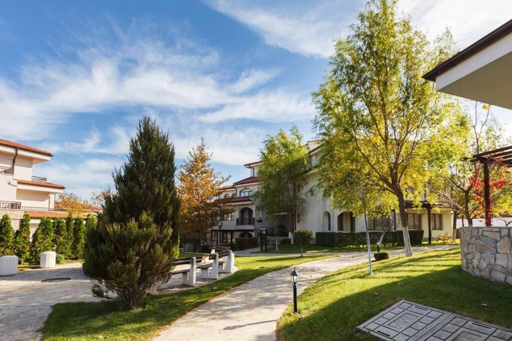 Lovely Apartment In Peaceful Family Spa Resort Near To Nesebar Kableshkovo  ภายนอก รูปภาพ